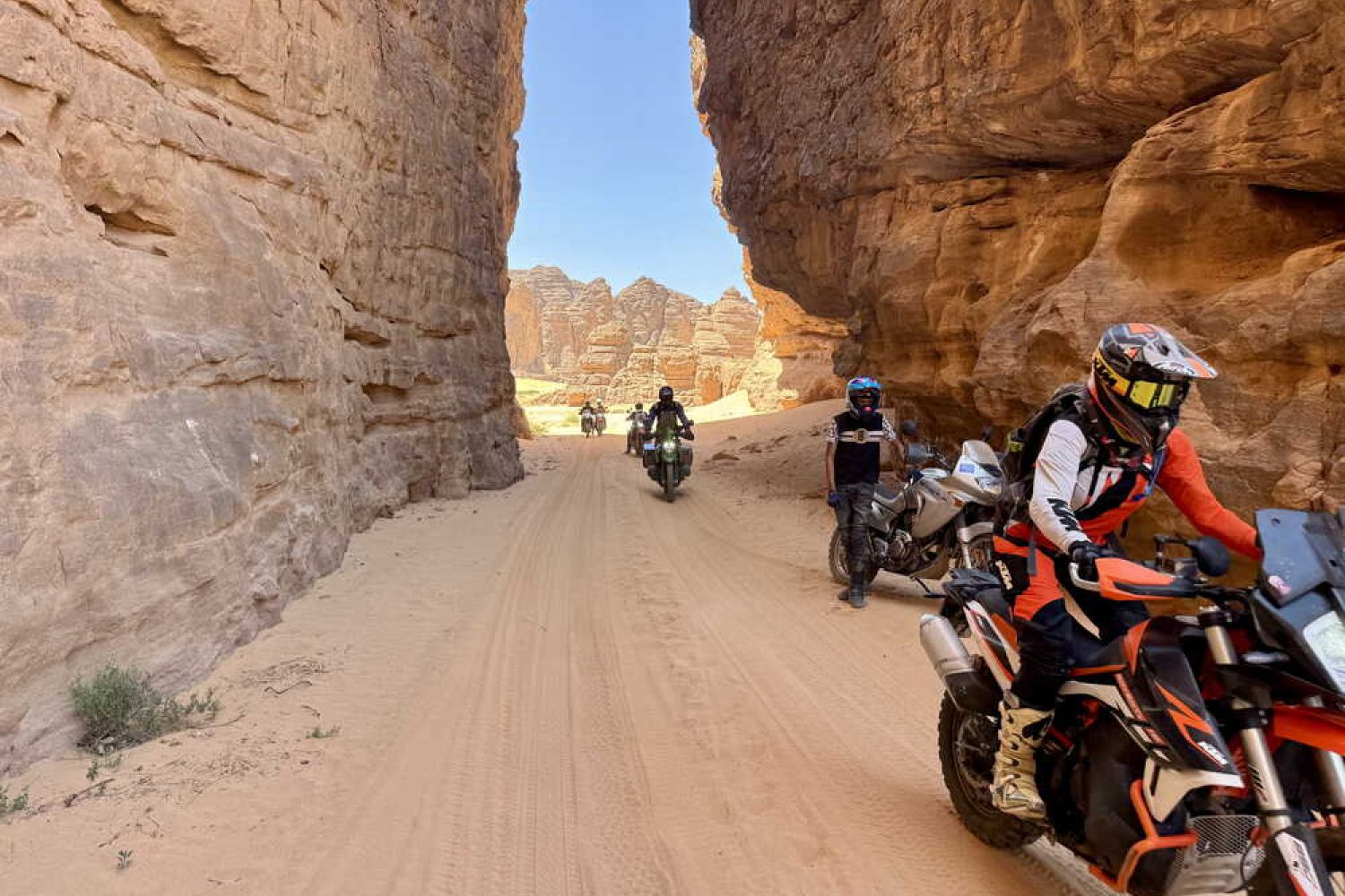 R E I S E: Algerien - Motorradreise mit Enduros - "Hoggar, Tassili, Gräberpiste"