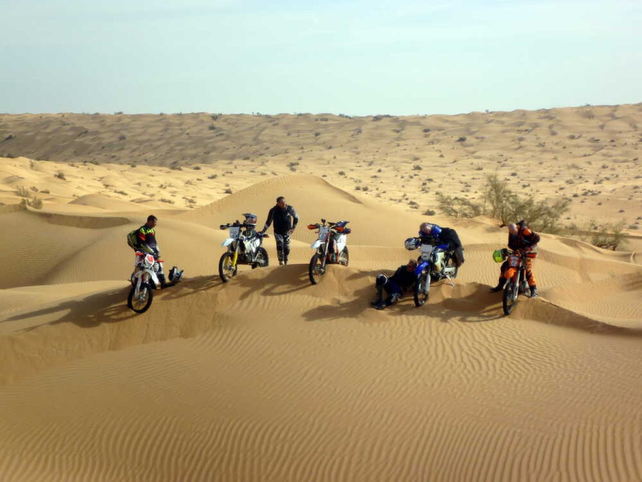 N E U:  Tunesien für Sport-Enduros - "Durchs Sandmeer nach Sif Essaouane", 7.-19.2.2027 Flugan-/-rückreise (Tunis)